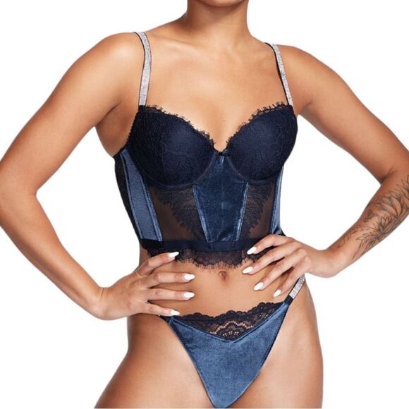 Victoria’s Secret DREAM ANGELS Lace & Velvet Shine Strap Corset Top in Size 38D - Picture 4 of 4